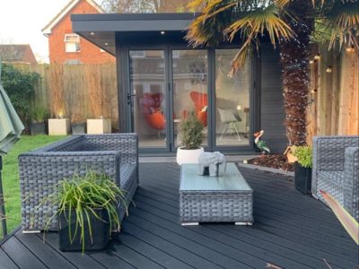 Garden Room In Oxford, With Composite Decking For Outdoor Seating Area